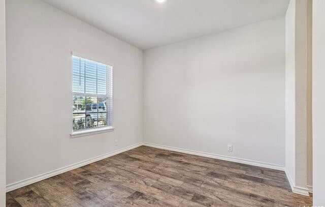 5-bedroom rental at 22018 Backspin in San Antonio, TX — photo 4