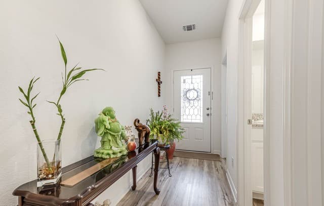 3-bedroom rental at 11946 Luckey Villa in San Antonio, TX — photo 3