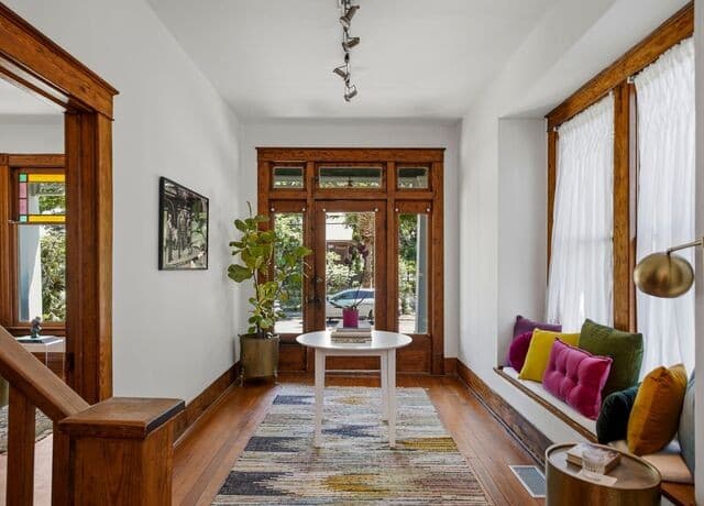 3-bedroom rental at 201 E Rische in San Antonio, TX — photo 4