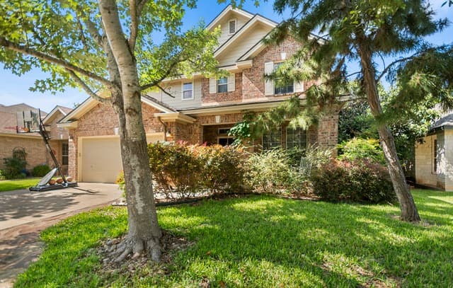 4-bedroom rental at 7819 Chilton Stage in San Antonio, TX — photo 3