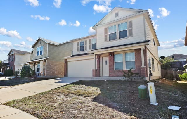 4-bedroom rental at 3930 Ashleaf Pecan in San Antonio, TX — photo 3