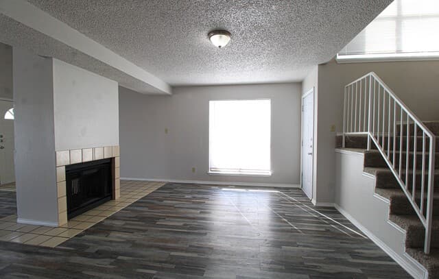 3-bedroom rental at 3815 Bremen St in San Antonio, TX — photo 5
