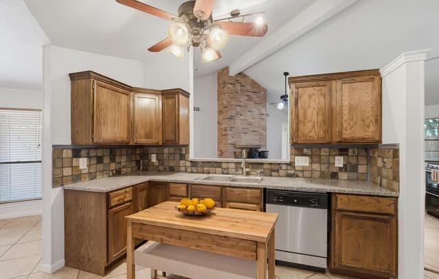 4-bedroom rental at 6312 Shady Grn in San Antonio, TX — photo 3