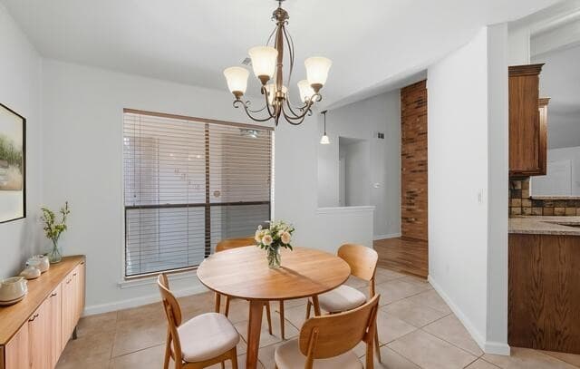 4-bedroom rental at 6312 Shady Grn in San Antonio, TX — photo 5