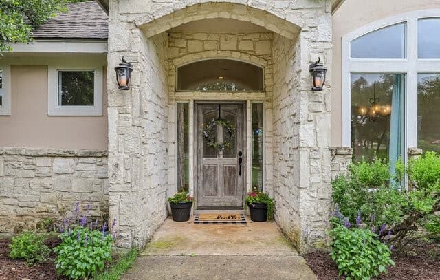 3-bedroom rental at 26218 Romance Point St in San Antonio, TX — photo 3