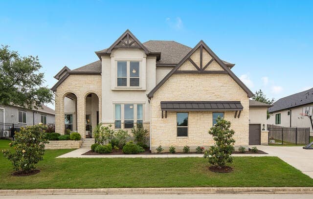 5-bedroom rental at 27124 Highland Crest in San Antonio, TX — photo 1