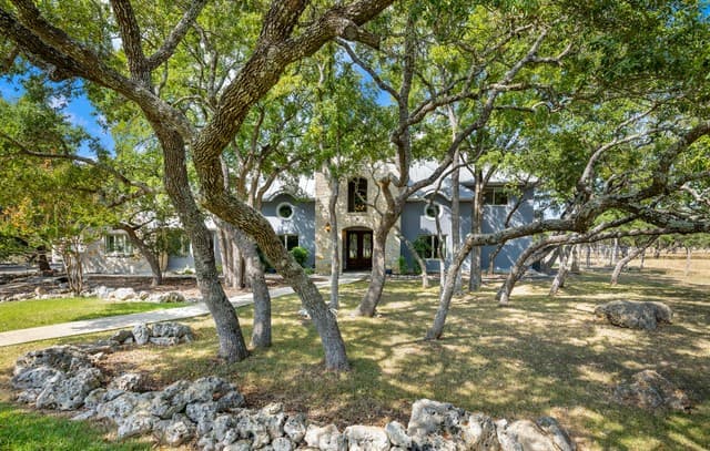 5-bedroom rental at 613 Saxet Trl in Spring Branch, TX — photo 1