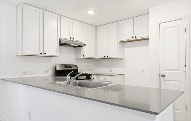 3-bedroom rental at 20423 Red Coral in San Antonio, TX — photo 5