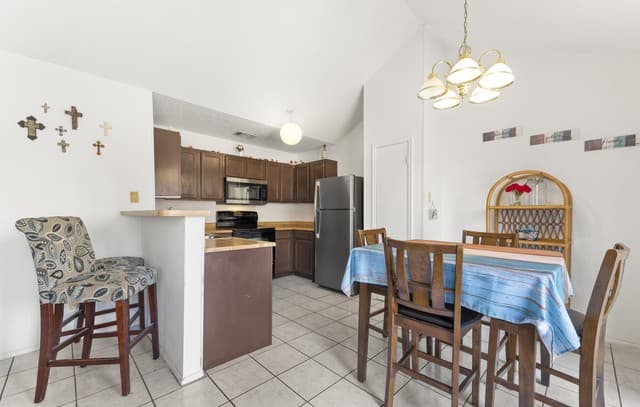 3-bedroom rental at 7880 Micron Dr Unit 3306 in San Antonio, TX — photo 3