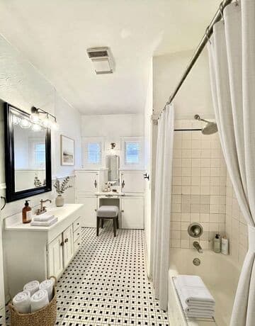 3-bedroom rental at 307 Furr Dr in San Antonio, TX — photo 3