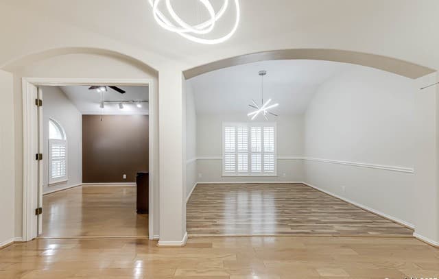 4-bedroom rental at 18719 Rogers Pass in San Antonio, TX — photo 4