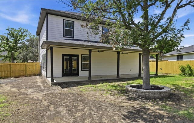 4-bedroom rental at 1210 Lynx Bend in San Antonio, TX — photo 2
