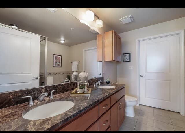 2-bedroom rental at 215 Center Unit 607 in San Antonio, TX — photo 5