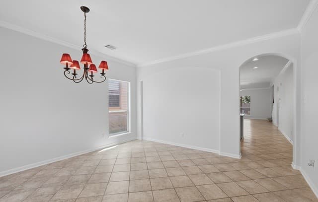3-bedroom rental at 7443 Eagle Ledge in San Antonio, TX — photo 5