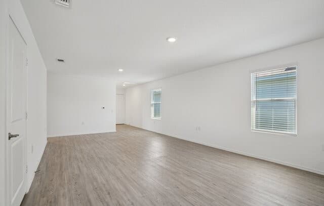 3-bedroom rental at 11819 Fading in Von Ormy, TX — photo 4