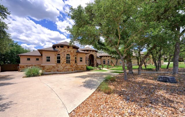 4-bedroom rental at 226 Heavens Way in San Antonio, TX — photo 4