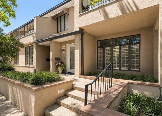 3-bedroom rental at 123 Saint Dennis Unit 123 in San Antonio, TX — photo 1