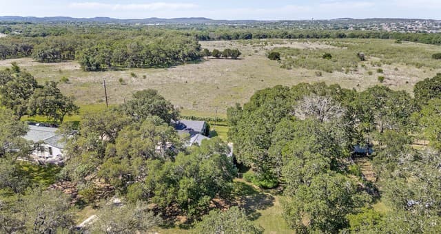 3-bedroom rental at 138 Stonegate North Dr in Boerne, TX — photo 5