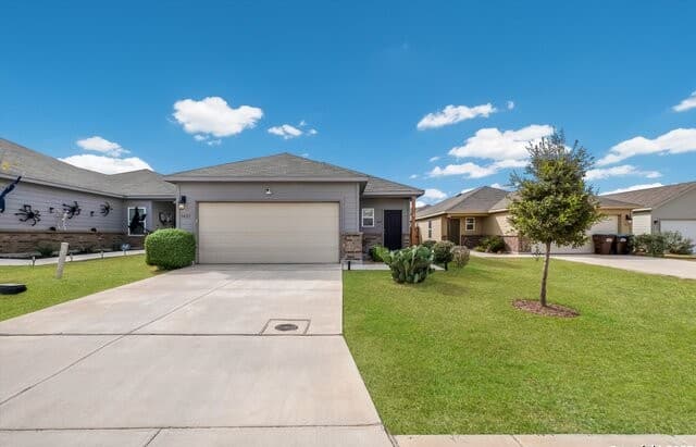 3-bedroom rental at 3023 Laguna Cliffs in Converse, TX — photo 2