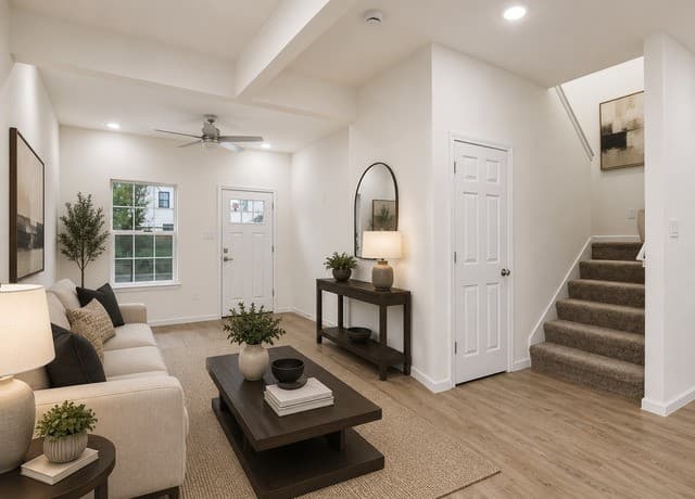 3-bedroom rental at 630 Iowa St in San Antonio, TX — photo 1