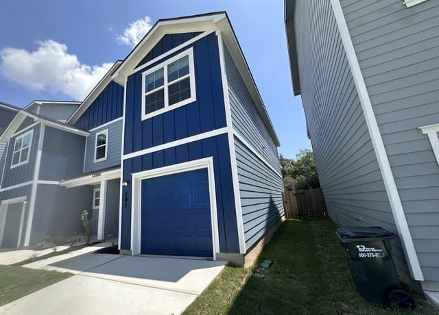 rental at 13346 Rowdy Cove in San Antonio, TX — photo 3