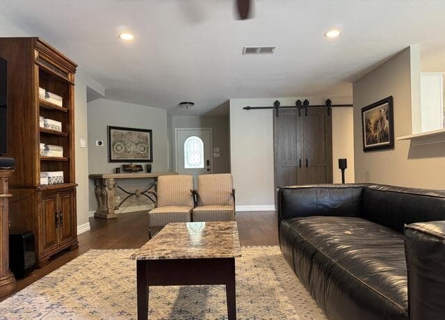 3-bedroom rental at 15971 Tampke Pl in San Antonio, TX — photo 2