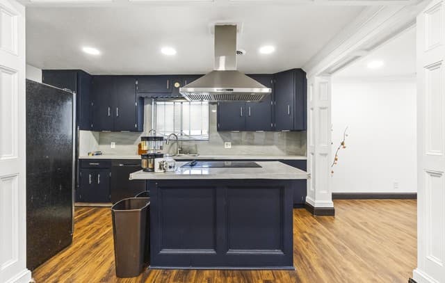 4-bedroom rental at 302 Redcliff in San Antonio, TX — photo 3