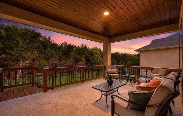 3-bedroom rental at 1583 Worsham Pass in San Antonio, TX — photo 3