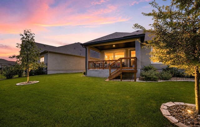 3-bedroom rental at 1583 Worsham Pass in San Antonio, TX — photo 4