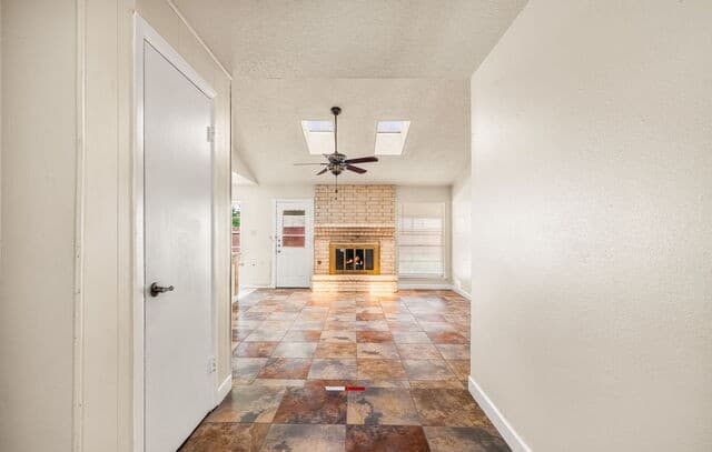 4-bedroom rental at 4310 Valleybrook in San Antonio, TX — photo 5