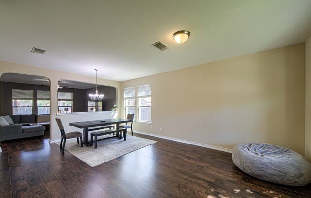 3-bedroom rental at 20523 Creek Riv in San Antonio, TX — photo 2