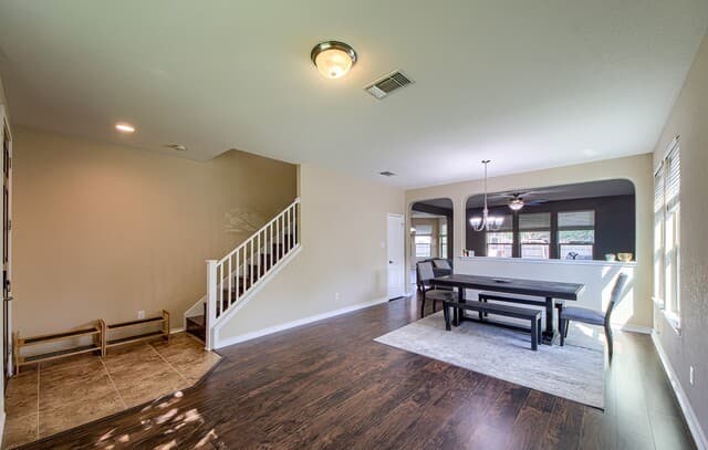3-bedroom rental at 20523 Creek Riv in San Antonio, TX — photo 3