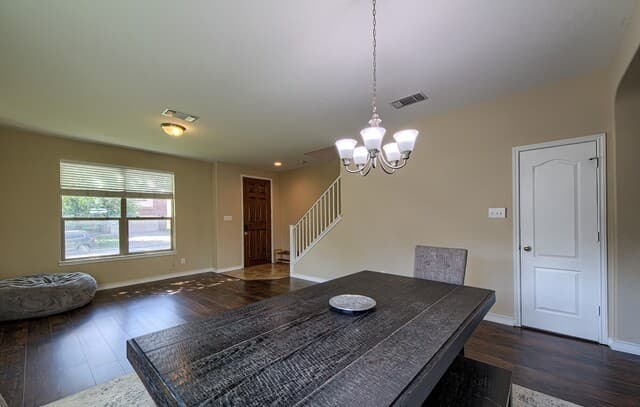 3-bedroom rental at 20523 Creek Riv in San Antonio, TX — photo 4