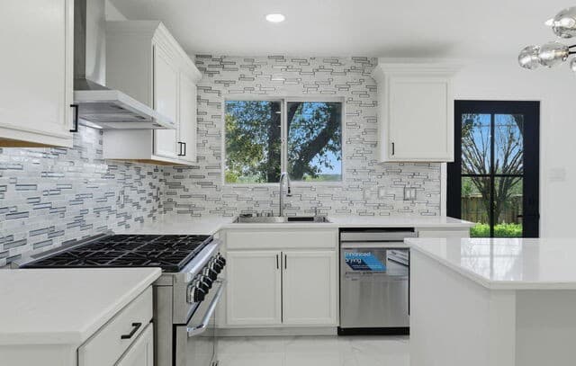 4-bedroom rental at 7306 Ellerby Pt in San Antonio, TX — photo 5