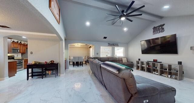 3-bedroom rental at 6127 Royal Rdg in San Antonio, TX — photo 4