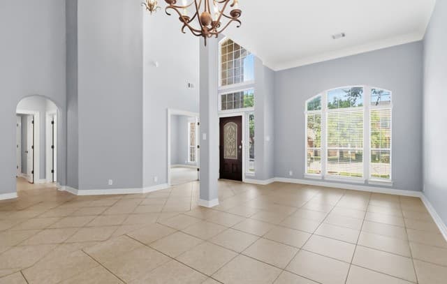 4-bedroom rental at 18714 Canoe Brk in San Antonio, TX — photo 1