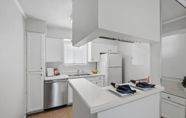 2-bedroom rental at 4212 Medical Dr Unit 1106 in San Antonio, TX — photo 5