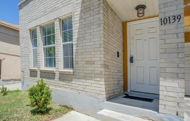 4-bedroom rental at 10139 Ranger Cyn in San Antonio, TX — photo 4