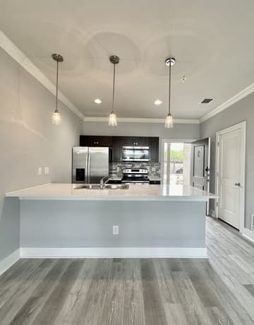 3-bedroom rental at 831 Terrell Rd Unit 103 in San Antonio, TX — photo 2