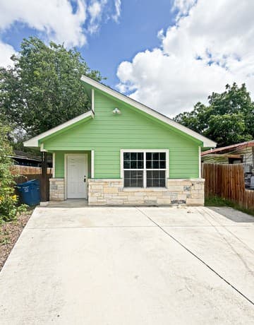 3-bedroom rental at 131 Arizona in San Antonio TX