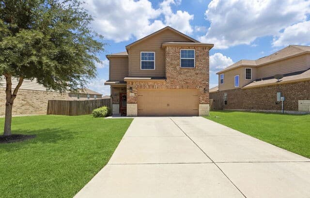 3-bedroom rental at 11916 Luckey Falls in San Antonio, TX — photo 1