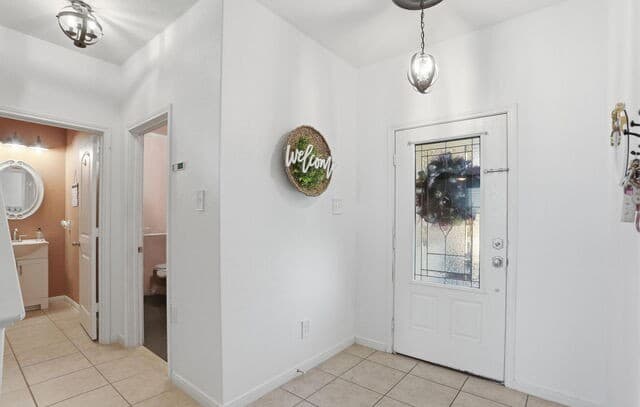3-bedroom rental at 11916 Luckey Falls in San Antonio, TX — photo 4
