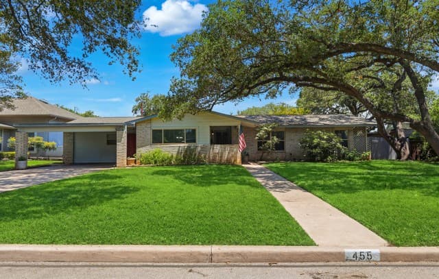 3-bedroom rental at 455 Laramie Dr. in San Antonio, TX — photo 4