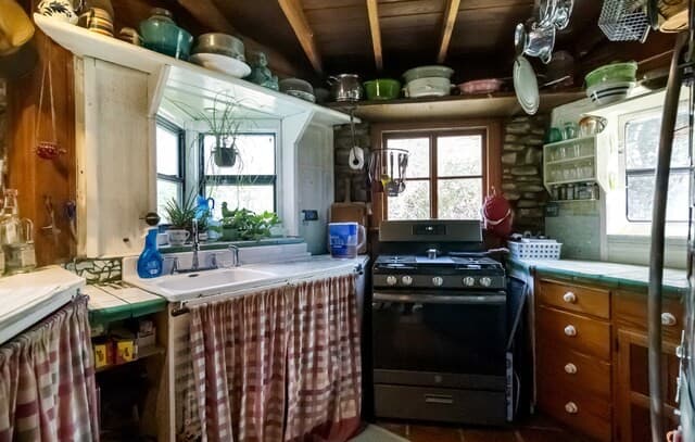 0rental at 221 Apacheria Pass W in Comfort, TX — photo 5