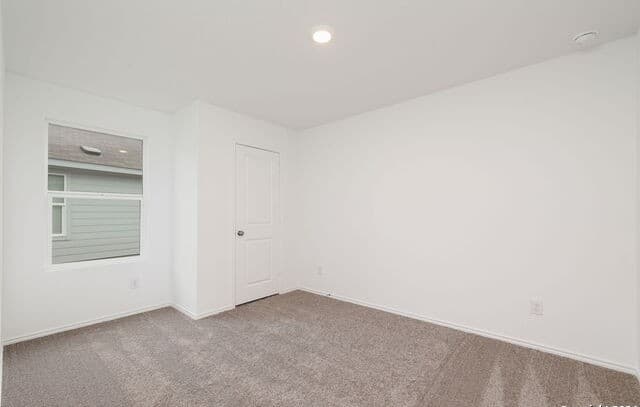 4-bedroom rental at 14030 Rooster Run in San Antonio, TX — photo 5