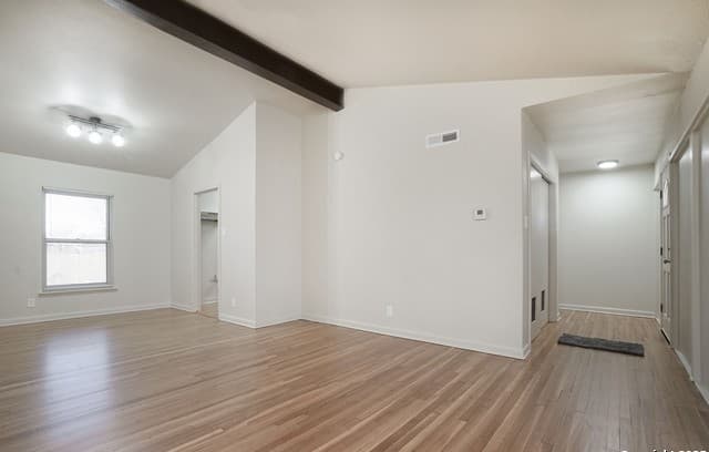 3-bedroom rental at 119 Sullivan Dr in San Antonio, TX — photo 3