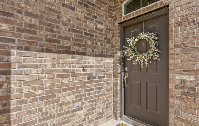 3-bedroom rental at 8818 Creager Cyn in San Antonio, TX — photo 2