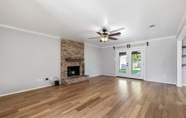 3-bedroom rental at 7223 Pine Br in San Antonio, TX — photo 2