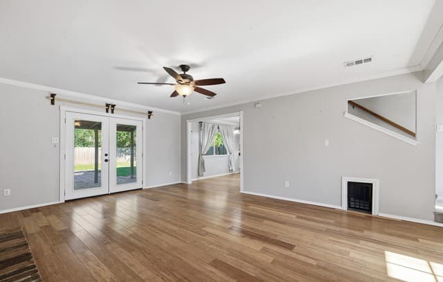 3-bedroom rental at 7223 Pine Br in San Antonio, TX — photo 3