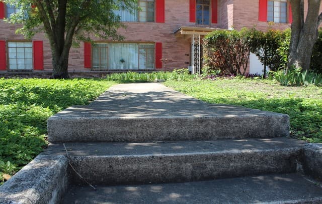 rental at 206 Senisa Dr in San Antonio, TX — photo 4